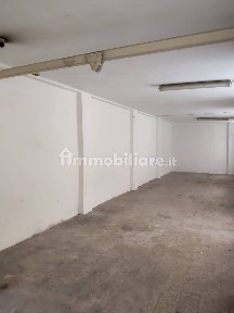 Magazzino - Deposito in Affitto