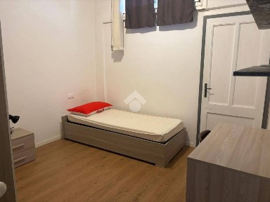 Rovereto, Borgo Santa Caterina, 7