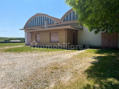 Rivignano Teor, Via Roma, 22