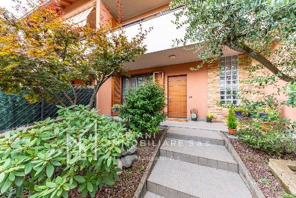 Villa a schiera 5 locali, ottimo stato, Madonna Regina, Busto Arsizio