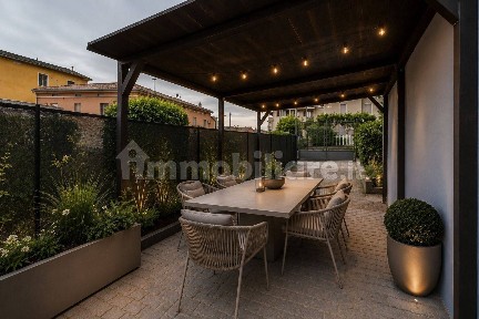 Villa a schiera via Martiri della Libertà, Ponte Taro, Fontevivo