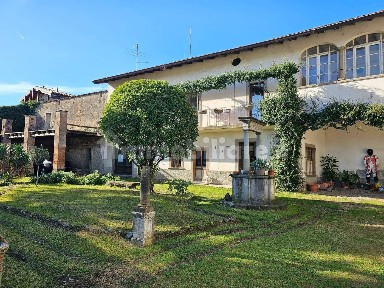 Trilocale via Piazzolo, Brembate di Sopra