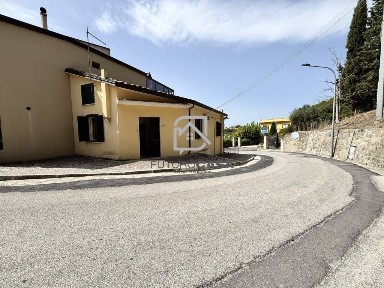 Terratetto unifamiliare via Porta Sant'Anna 136, Zungoli