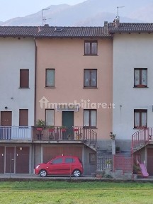 Villa a schiera via Bruno Castagna, Centro, Morbegno