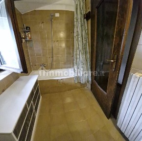 Villa a schiera via Valbona 14, Piateda Centro, Piateda