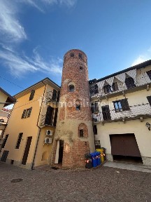 Quadrilocale corso Nuova Italia 157, Centro, Santhià