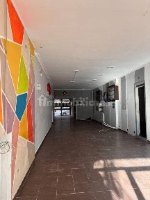 Locale commerciale in Affitto