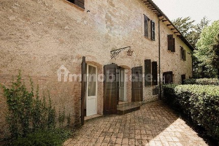 Casale Località Lancianello, Pioraco