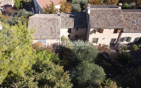 Rustico Piaggia Castelnuovo, Centro, Recanati