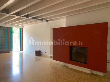 Terratetto plurifamiliare 270 m², ottimo stato, Ferrovieri - Sant'Agostino, Vicenza