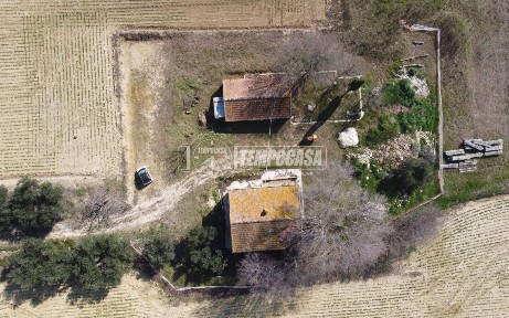 Casa colonica via Costa dei Ricchi, Spaccio Costa Dei Ricchi, Recanati