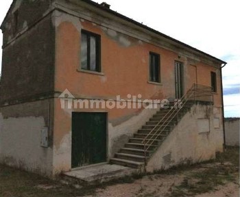 Rustico - casale all'asta Contrada San Domenico, 39, Civitanova Marche