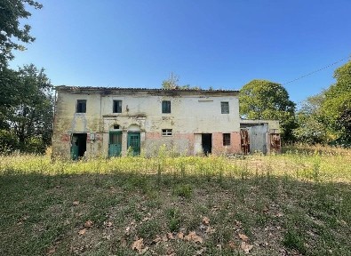 Macerata, Contrada Potenza, 33