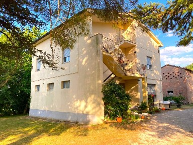 San Ginesio, Contrada Collina, 6