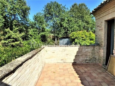 Cascina via San Lorenzo, Montecosaro