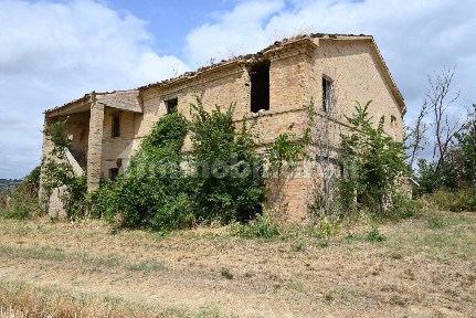 Casale Località Pallotta, Montecassiano