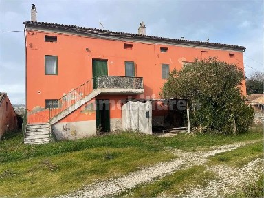 Rustico San Firmano, 58, Montelupone