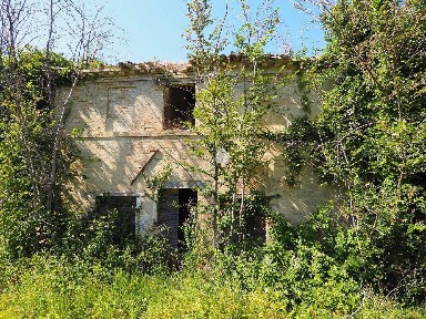 Rustico viale Eugenio Niccolai, Corridonia