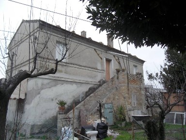 Stabile o palazzo, da ristrutturare, 120 m², San Marone, San Giuseppe, Risorgimento, Civitanova Marche