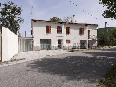 Rustico, buono stato, 105 m², Cingoli