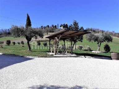 Cascina Località Bachero San C., Cingoli
