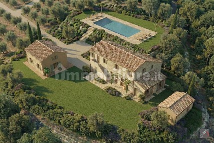 Casa colonica, da ristrutturare, 390 m², Avenale, Cingoli