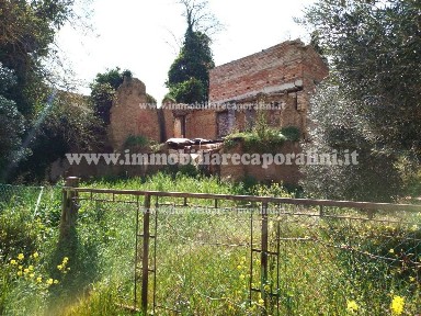 Rustico, da ristrutturare, 347 m², Montelupone