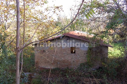 Casale c.da Maregnano, Sarnano