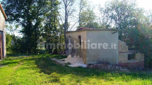 Cascina, da ristrutturare, 460 m², Cingoli