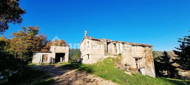 Casale 154 m², Centro, San Severino Marche