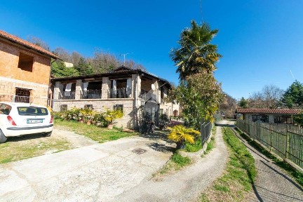 Castelletto Merli, Via Terfangato, 22