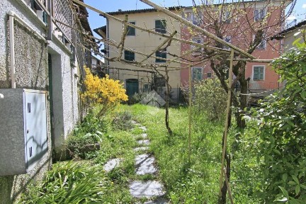Terratetto plurifamiliare Strada colla 10, Cadepiaggio, Parodi Ligure