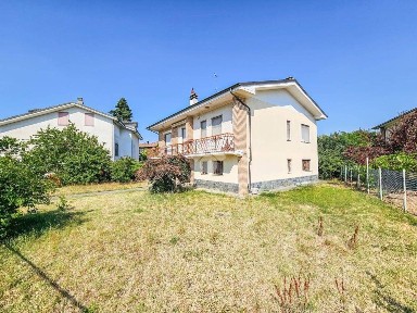 Bosco Marengo, Via Gorizia, 2