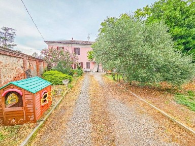 Alessandria, Lobbi, Via Giovanni Poggio Lobbi, 31