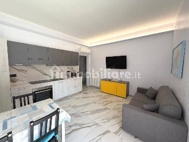 Trilocale via degli Aranci 18, Centro, San Bartolomeo al Mare