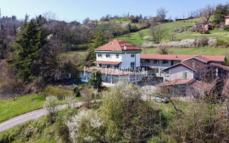 Terratetto unifamiliare Strada parasio, Centro, Ovada