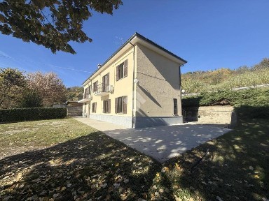 Acqui Terme, Stradale Alessandria, 52
