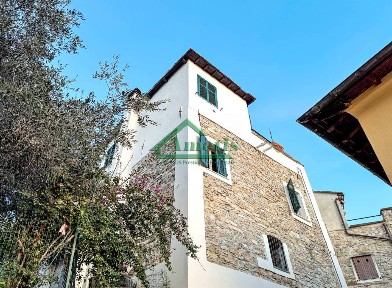 Appartamento via Cavour 92, Centro, Pompeiana