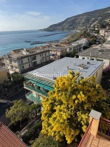 Appartamento corso regina Margherita, Ospedaletti