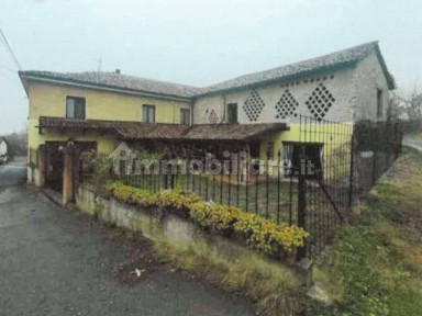 Casa indipendente all'asta frazione Moirano, Borgata Bricco, 4, Acqui Terme