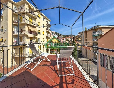 Trilocale Borgo Marina, Porto Maurizio, Imperia