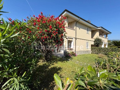Diano Marina, Via Diano Castello