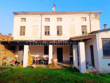 Casa indipendente all'asta via Giuseppe Mazzini, 14, Isola Sant'Antonio