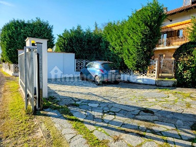 Alessandria, Valle San Bartolomeo, Via Valmigliaro, 6