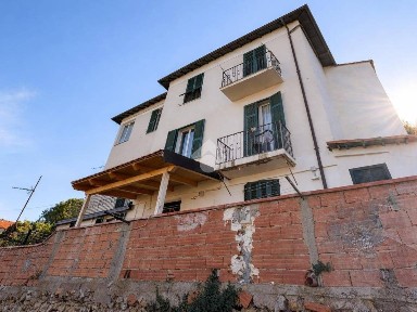Ventimiglia, Via Monsignore Daffra, 30