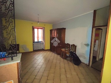 Viguzzolo, Via Rattazzi, 14