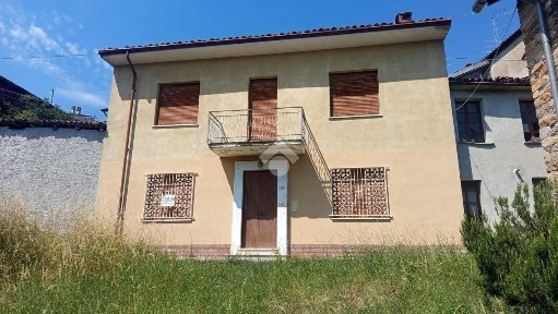 Fabbrica Curone, Frazione Garadassi, 8