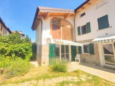 Viguzzolo, Via Guglielmo Marconi, 9
