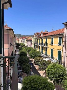 Trilocale via Genova, 7, Centro, Diano Marina