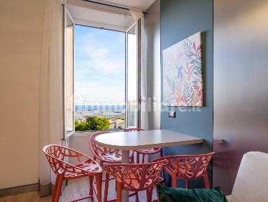 Bilocale viale Giacomo Matteotti 38, Porto Maurizio, Imperia